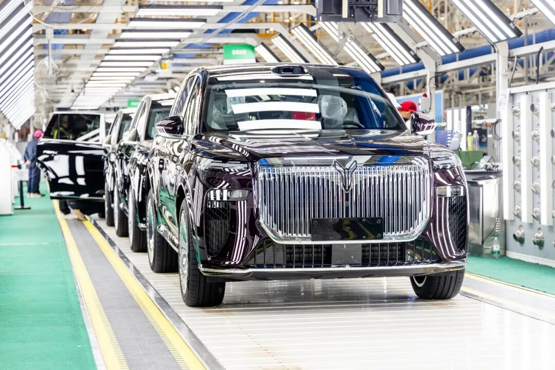 40秒每台！春风岚图打造全球超过的智能制造体系