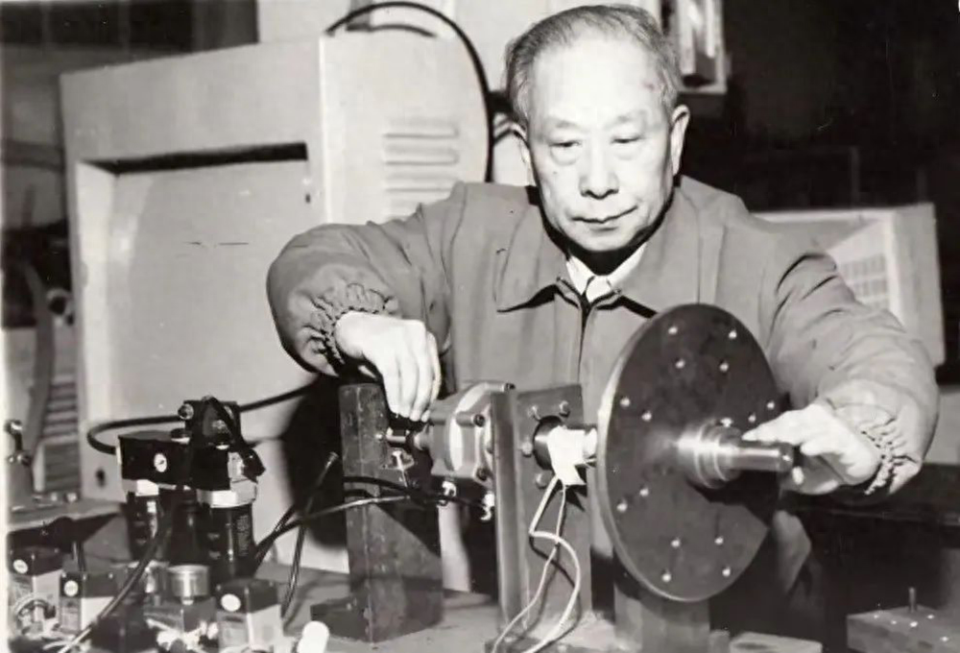 哈工大液压传动控制专业创始人刘庆和逝世，指导学生至92岁