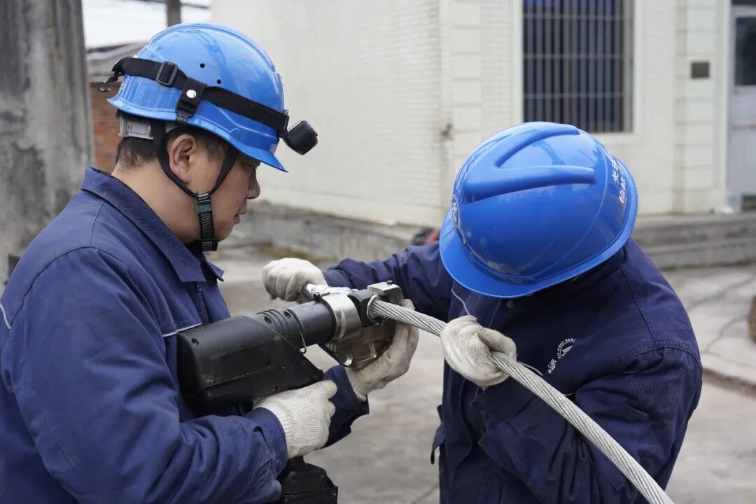 【暖冬行动】电力引擎增容升级 护航特色财产进展
