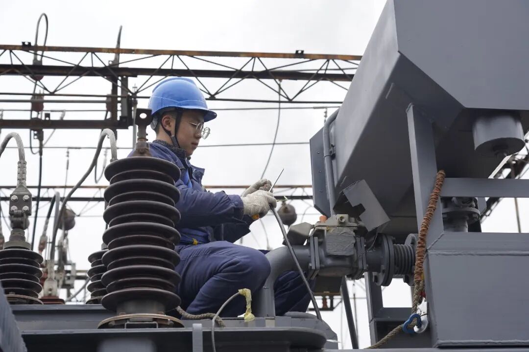 【暖冬行动】电力引擎增容升级 护航特色财产进展