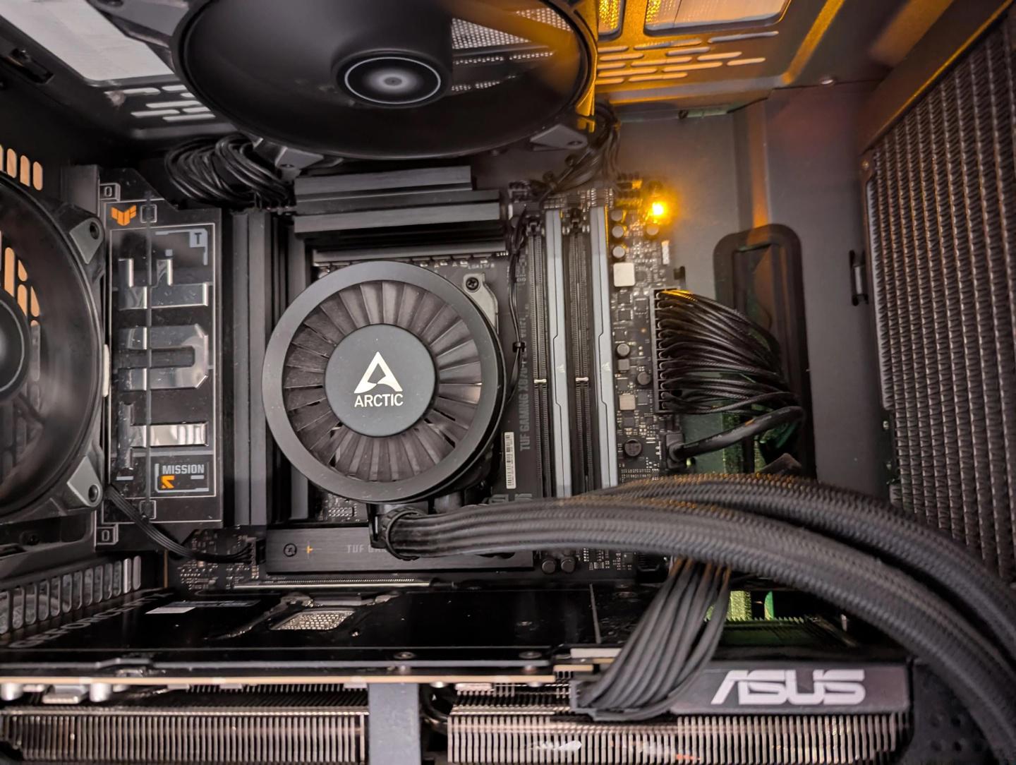 华硕主板再现 R7 9800X3D 错误案例：未经手动超频，低负载留宿后发觉电脑死机 ...