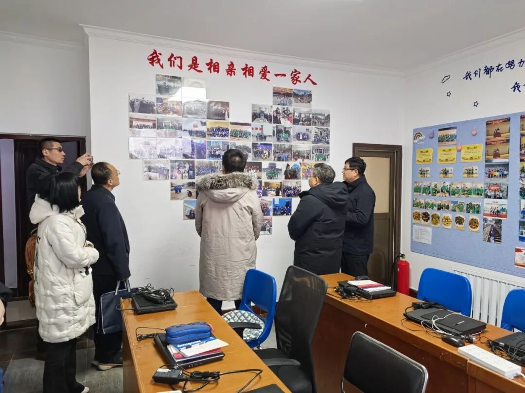 泛爱同心 智扶乡村 共铸希望 ——中国屯子财经研究会公益行走进华博创科爱心基地 ...