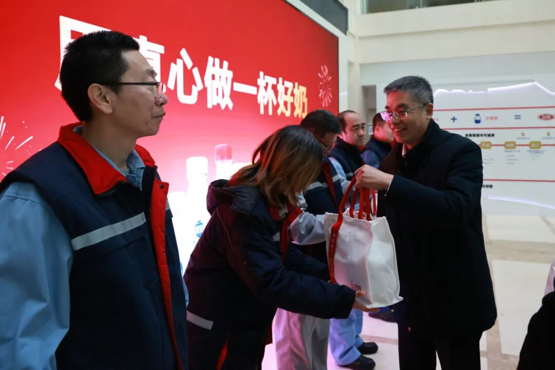 新春慰问暖人心 保险平安查抄促落实