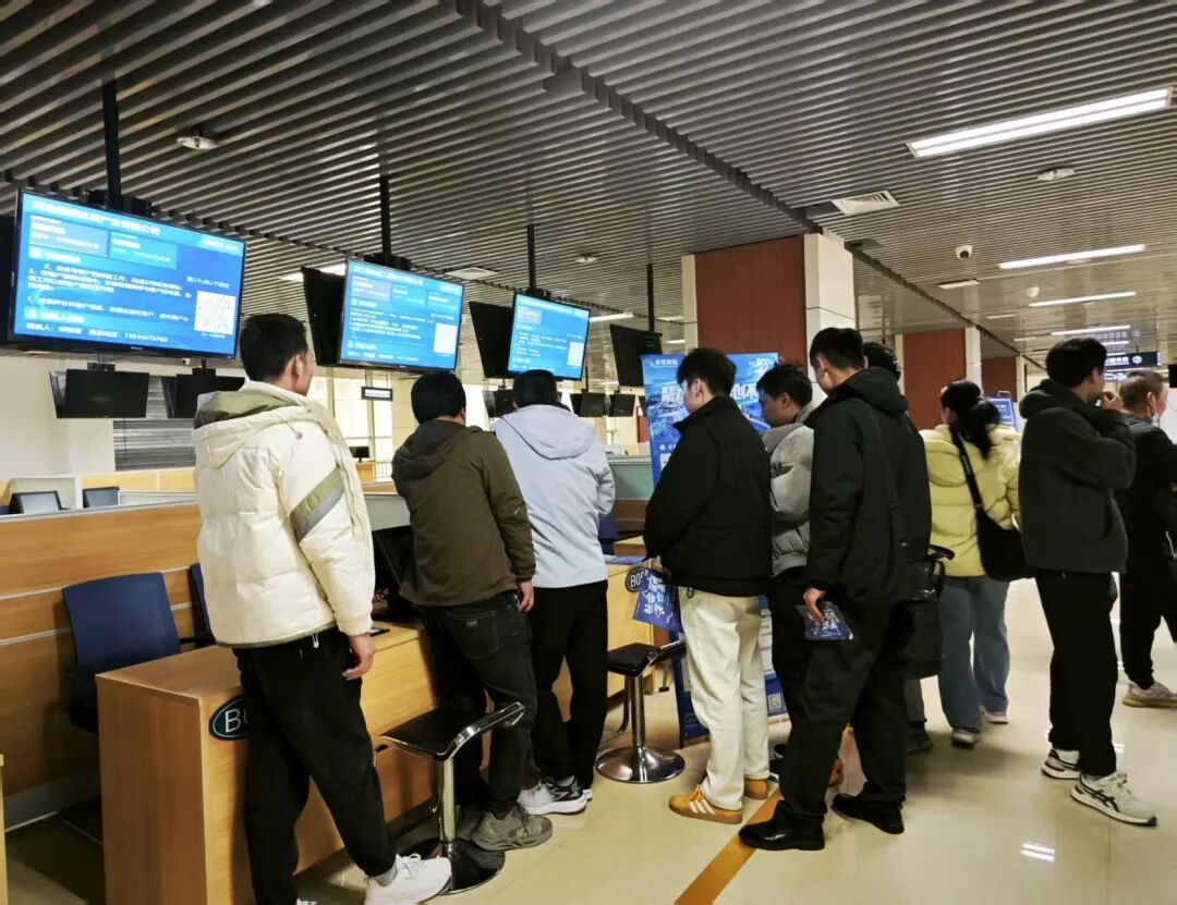 年还没过完，经济大省已经发端“抢人”了