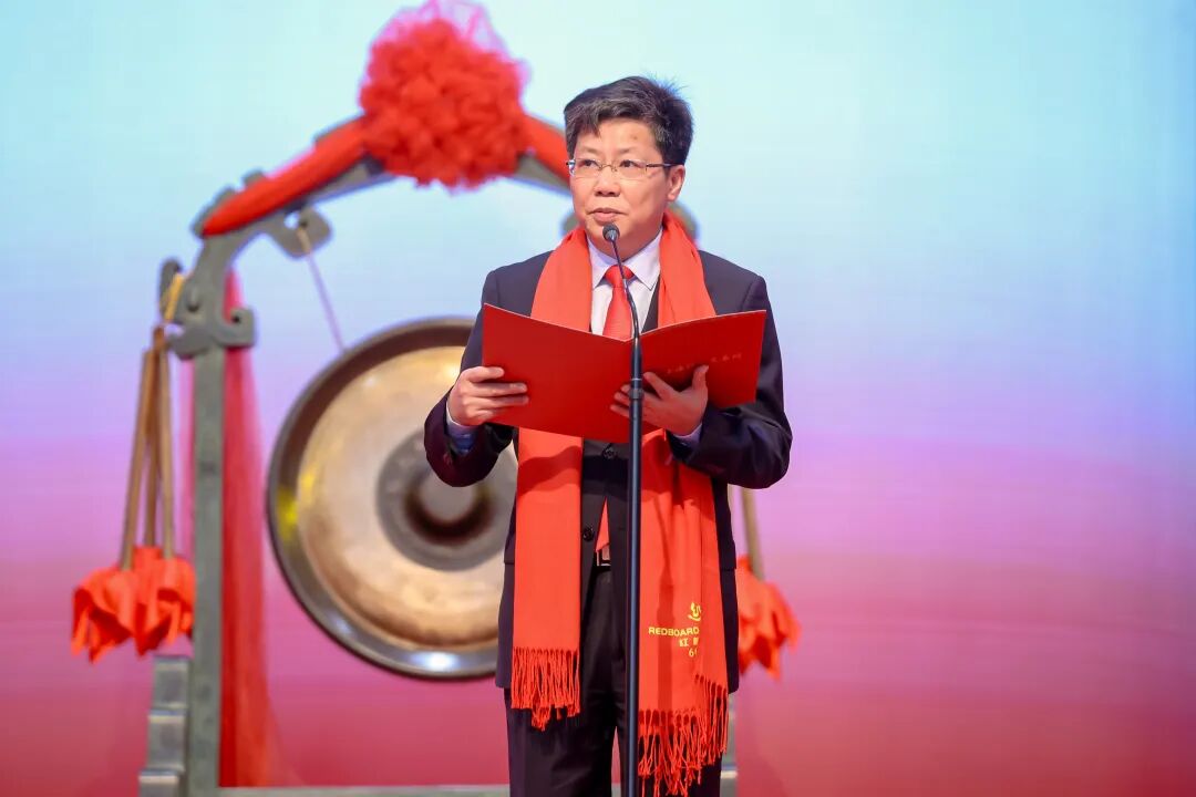 最低落超228%！“红板”登岸沪市主板